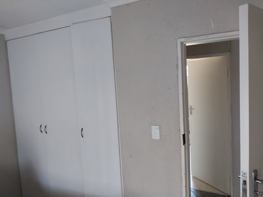 2 Bedroom Property for Sale in Baillie Park North West